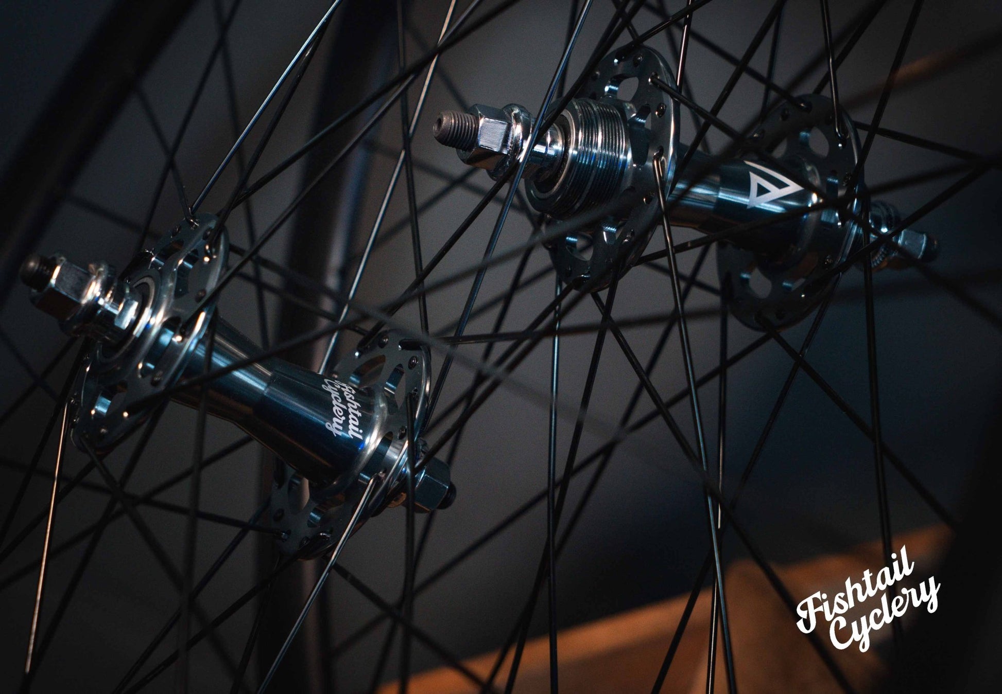 ASCENT X FISHTAIL - ASCENT X FISHTAIL Adamant Fixed Gear Wheelset 2026 - FISHTAIL CYCLERY
