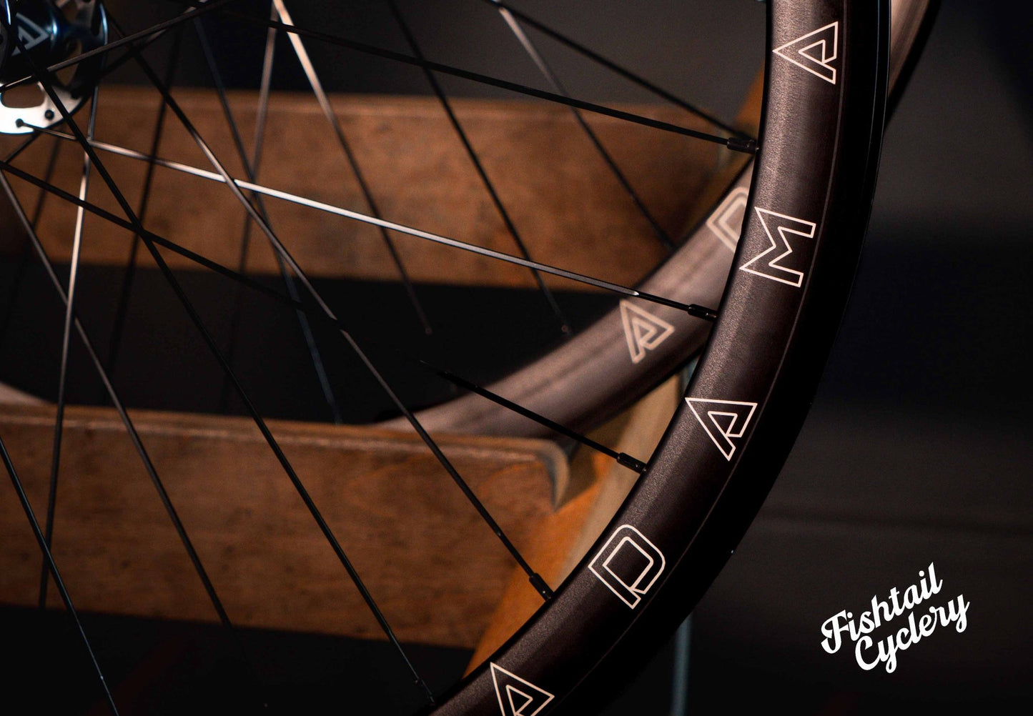 ASCENT X FISHTAIL - ASCENT X FISHTAIL Adamant Fixed Gear Wheelset 2026 - FISHTAIL CYCLERY