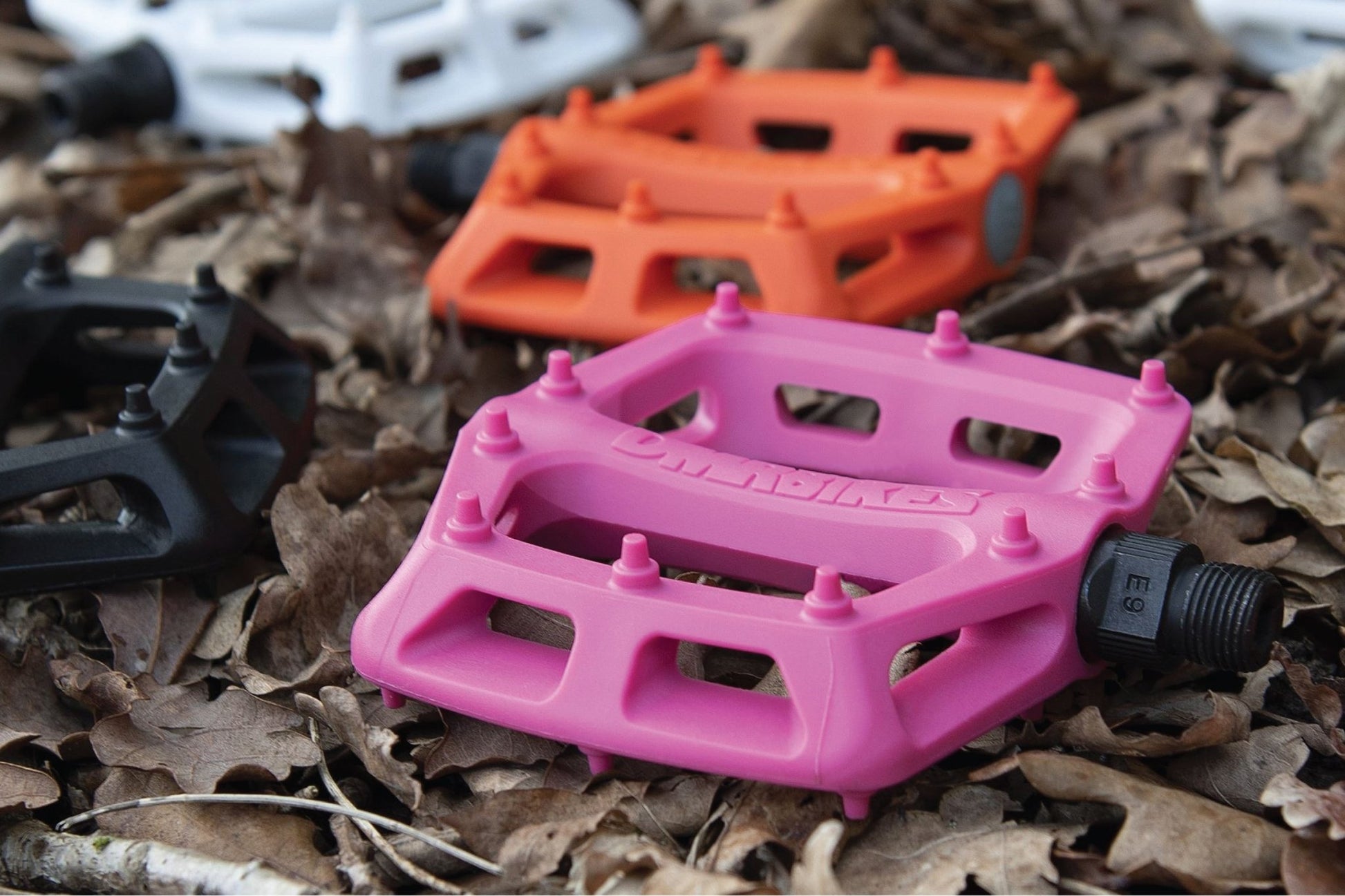 flat pedals pink DMR V6 FLAT PEDALS – FISHTAIL CYCLERY