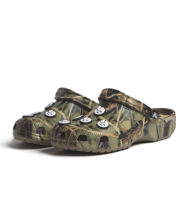 God & Famous - God & Famous Paincave x Crocs™ Shoe Charm - FISHTAIL CYCLERY