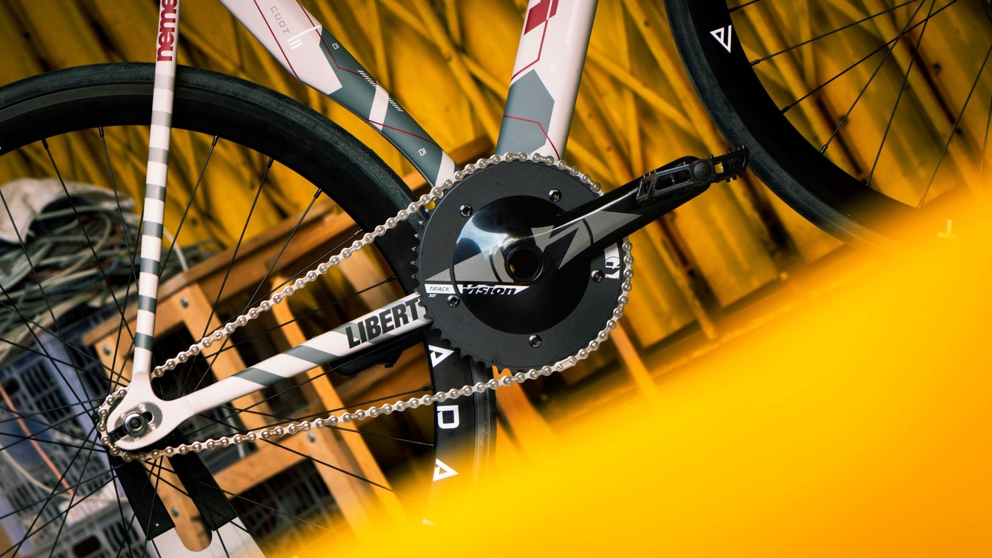 VISION Track Crankset – FISHTAIL CYCLERY - Main Image