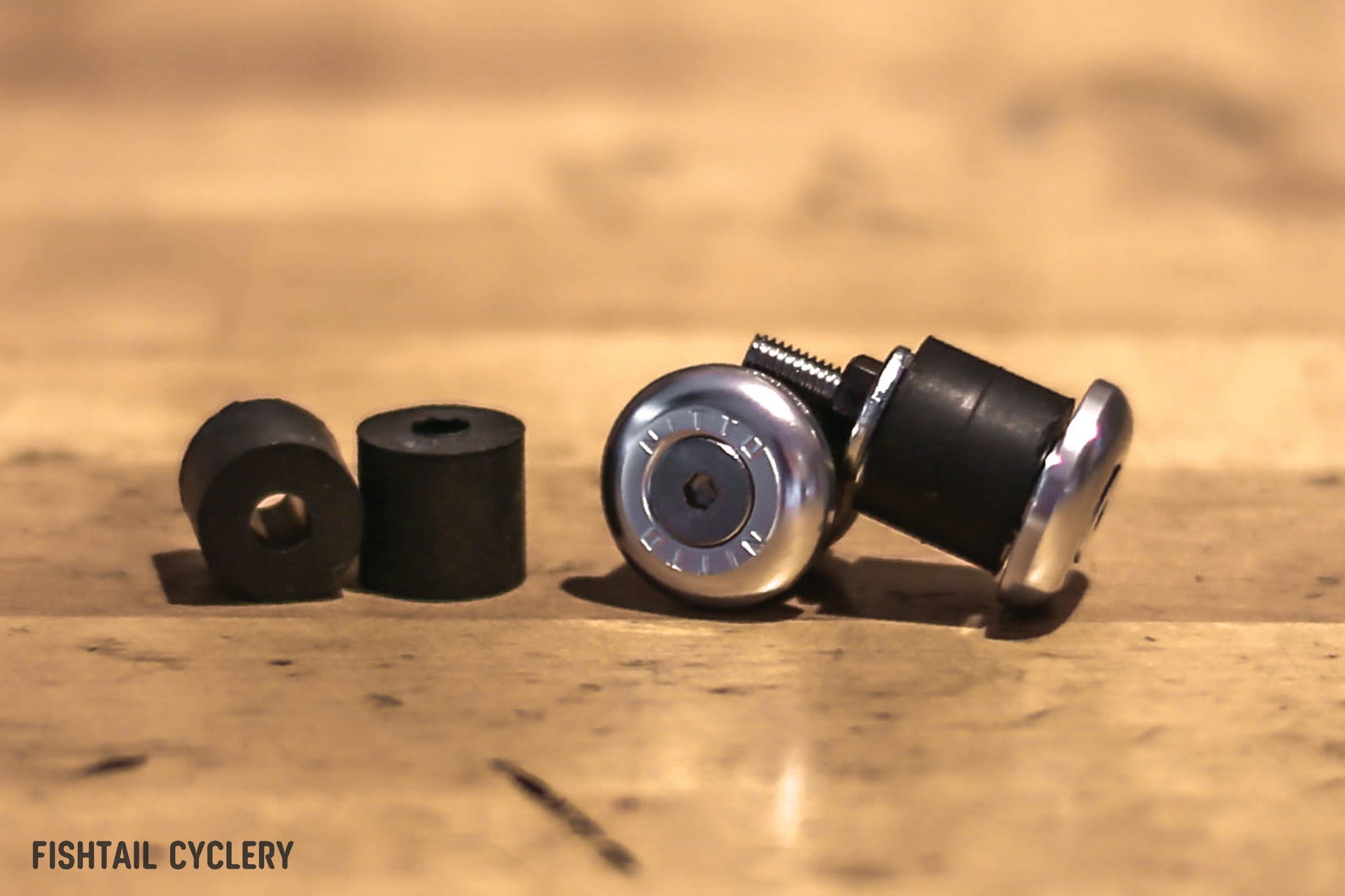 NITTO EC-02 Bar End Plugs - FISHTAIL CYCLERY